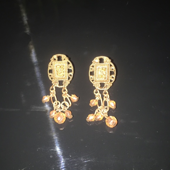 Jewelry - Vintage earrings